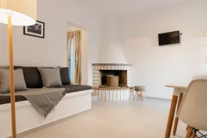Luxury apartment near the beach - Image 2