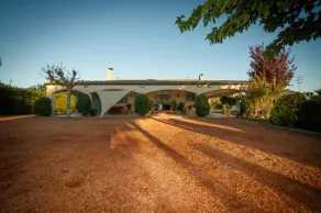 Rural house, pool, beach tennis and 2500m of garden - Image 5