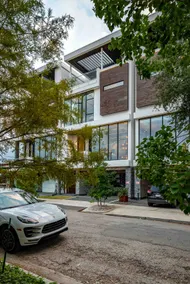 The Glass Haus I · Modern Luxury · River Oaks  · Rooftop Terrace ·Elevator ⭐️⭐️⭐️⭐️⭐️ - Image 5