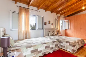 Renovated Traditional house with Wooden floor - Image 3