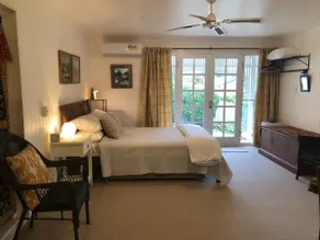 Northside studio apartment - Image 2
