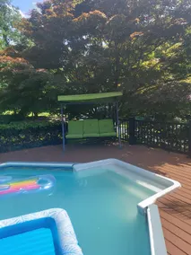 Lovely 2-bedroom rental with pool - Image 4
