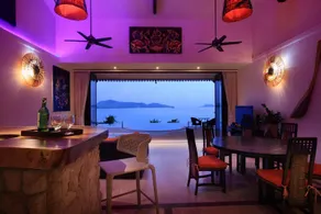 Mermaid Villa - Stunning Sea-front Pool Villa - Image 5
