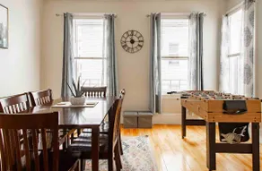 Large 3BR APT w/ enclosed front porch Close to Polar Park, palladium, WPI, DCU  - Image 2