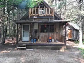 Cozy Creek-Side Cabin - Image 2