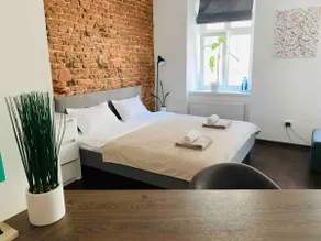 Apartment VIP Virmenska Street - Image 5
