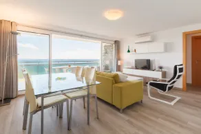 Salou exclusive apartment close to Port Aventura. - Image 2