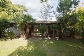 Heart of the Bay Holiday Home - Image 2