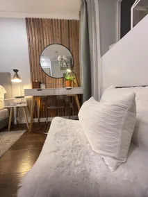 Luxury Studio Near SFO, SFSU ,BART, Walk to shops! - Image 4