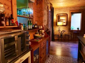 🦩 TREMBLANT Artists' Studio - Image 3