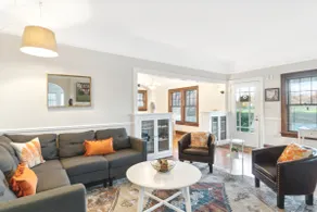 Ottawa Hills 3 bedroom+Garage+W/D+gorgeous yard - Image 5