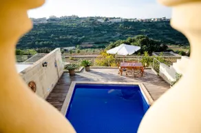 Town house with pool, valley and sea views. - Image 3