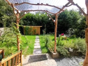 Small house with garden in the vineyards - Image 5