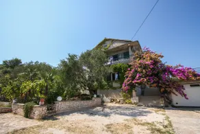 Apartment with peaceful garden :) - Image 3