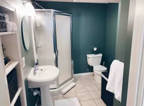 Charming Minneapolis Guest Suite - Image 2