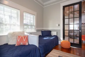 Charming 3bd/2ba, Bungalow near Duke and Downtown. - Image 4