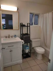 Apt 5 Hood River Suites Downtown 1b&1b Cascade/7th - Image 5