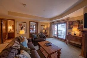 Kid-Friendly 2 bedroom / 3 bathroom condo - Slopeside - No Cleaning Fee! by RedAwning - Image 5