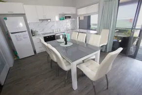 UNIT 2  OPPOSITE BEACH, RIVER ,HOTEL,CLUB,WALKING DISTANCE TO ALL VENUES ETC..\n - Image 2