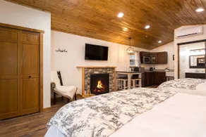 Old Growth Inn - Image 2