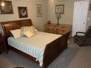 Hide Away Cabin On Osage River - Image 4