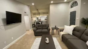 Relaxed Cozy Pool House - Image 5