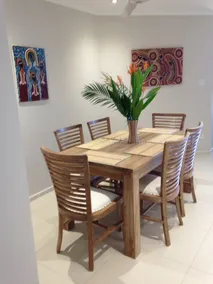 Spacious, luxury apartment with ocean frontage. - Image 3