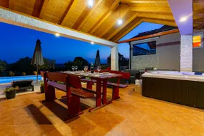 Villa Lorema-pet friendly on 5000 sqm garden,pool, jacuzzi, billiard&PS5 - Image 5