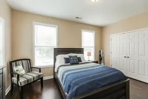 *One Bed Apartment|One Mile to Rupp Arena* - Image 4