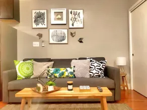 *Chic Downtown Studio! 4 Min Walk to Inner Harbor* - Image 4