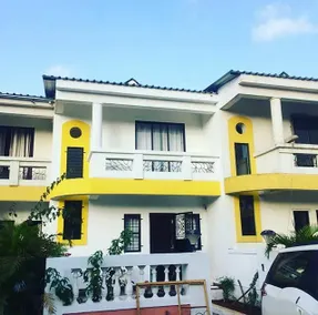 Mountain Villa-Spacious 2BHK villa with private lawn - Image 2
