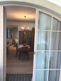 2 bedroom garden apartment 5 min from city and train station - Image 4
