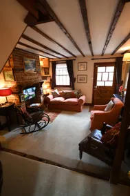 2 Bed Cottage beside Clare Castle & Country Park - Image 3