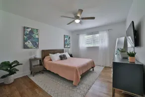 Live Like a Local | North Chattanooga Stay (left) - Image 2