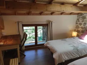 Fully renovated stone house with views - Image 5
