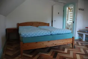 * Unique attic loft with play garden * - Image 4