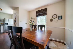 Hyacinth House - Image 5