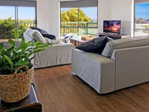 Beach Escape San Remo - Wifi & Pet Friendly - Image 3