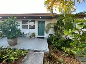 Spacious, elegant, open concept 2/2 Duplex (1226) - Image 3