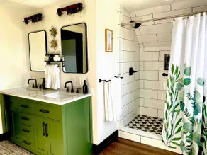 Cheerful & Charming Newly Renovated Cottage - Image 4