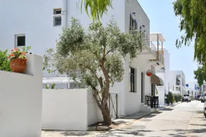 RAGOUSSIS BEACHFRONT HOUSE - Image 2