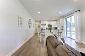 Two Bedroom guest house in Gilbert - Image 4