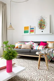 Past meets Present in stunning flat near Beach - Image 3