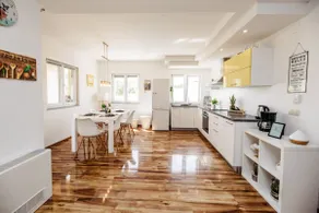 House Mila with swimming pool for six persons only 2 km from beach. - Image 2