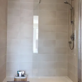 SA1 Waterfront Villa By Village Hotel - Image 5