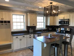 Hoffman Estates-Large Home close to Grand Park! - Image 5