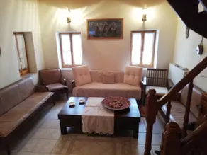 The Country House Vacation Home with courtyard & garden - Image 5