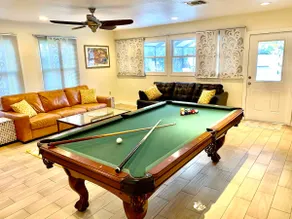 1.5mil to South SiEsta Key Bridge, Free Heatd Pool - Image 5