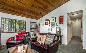 The Lazy Lodge Cabin-WiFi- Generator- A MUST HAVE! - Image 2