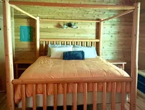 A Cedar Suite - Image 2